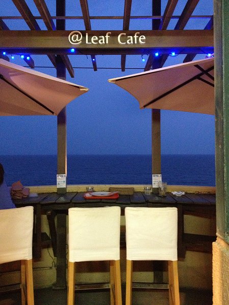 海の見えるカフェ2
