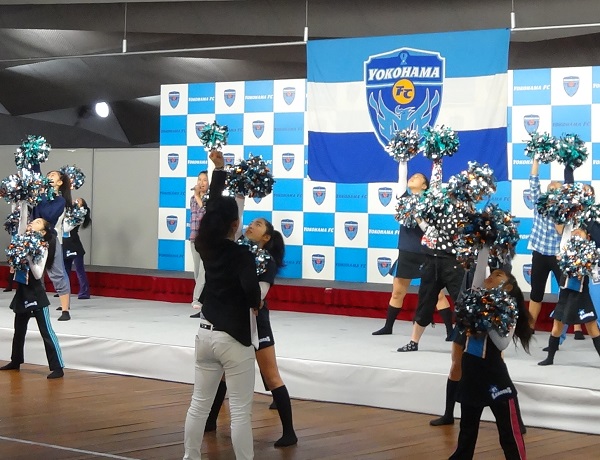 横浜FC-チアスクール-F！リーダーズ-2014シーズンウェルカムパーティー-5